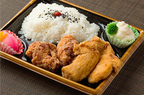 ももむねミックス弁当